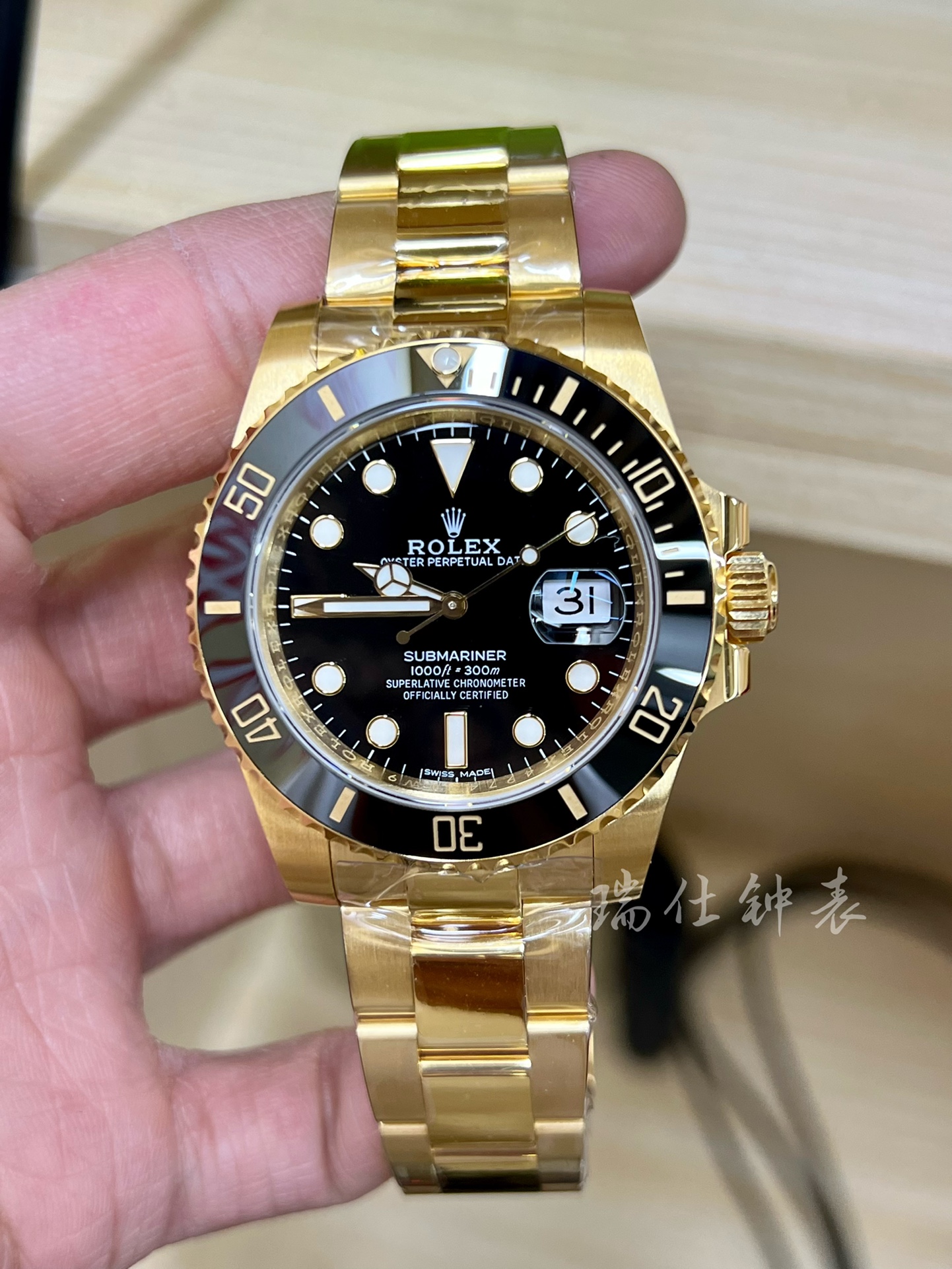NO:144553,Modified custom Rolex Black Water Ghost movement automatic machinery, gold packaging 41mm Rolex All-gold Black Water Ghost, always popular, case wrapped 18k gold, thick gold, golden glitter, details sharing (inherited the market inlaid with South African real diamonds, 18k gold, 24k gold packaging, gold packaging effect is to achieve the effect of K gold with the minimum amount of money, the surface of the real gold wrap will never fade) Shipping real shot, Rolex, gold19860909改装定制劳力士黑水鬼机芯自动机械 包金 41mm  劳力士 全金黑水鬼 一直爆款 表壳包裹18k黄金 厚金 金光闪闪 细节分享 (承接市场镶嵌南非真钻 18K金 24K包真金 包金效果就是用最少的钱达到K金效果真金包裹表面永不掉色)出货实拍,,rolex,gold,Watch