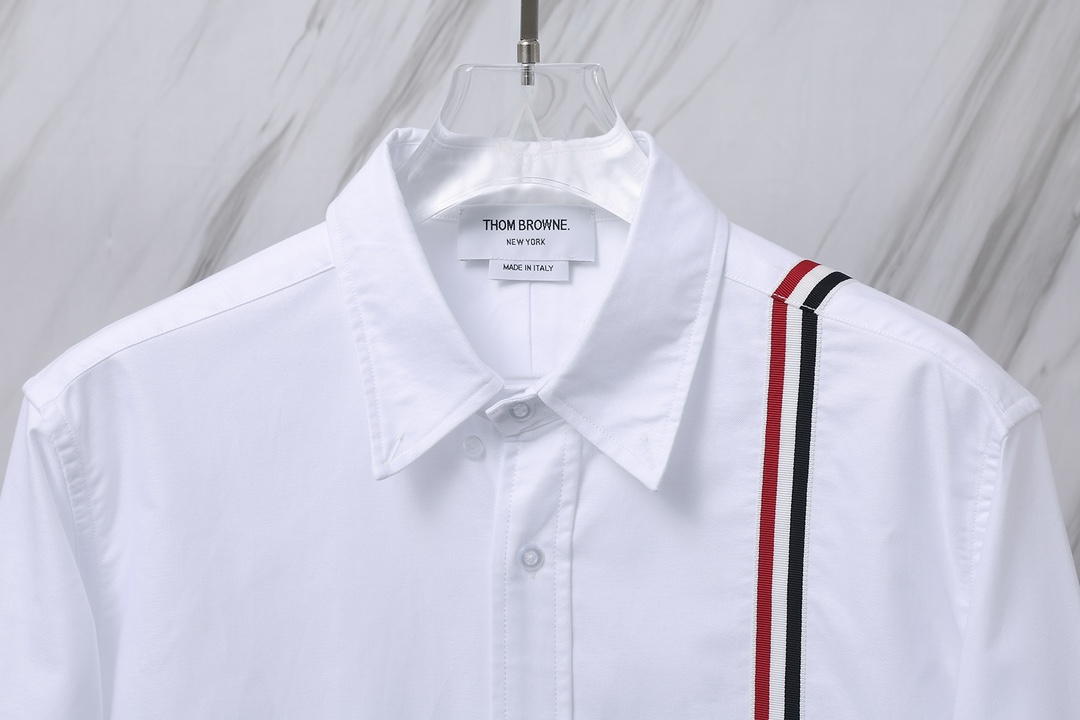 Thom Browne T-B 926 Oxford Wing-Sleeve Shirt in White, High-Quality Cotton. - 图片 3