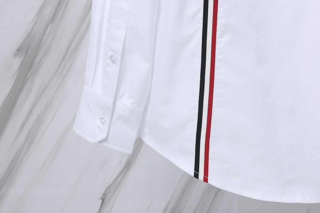 Thom Browne T-B 926 Oxford Wing-Sleeve Shirt in White, High-Quality Cotton. - 图片 8