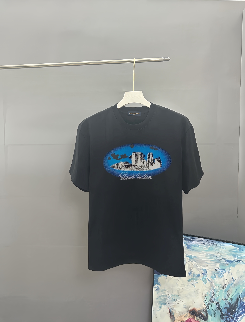P70 LOUIS VUITTON Bordado Louis Vuitton + impresión tridimensional La camiseta clásica de manga corta con cuello redond…