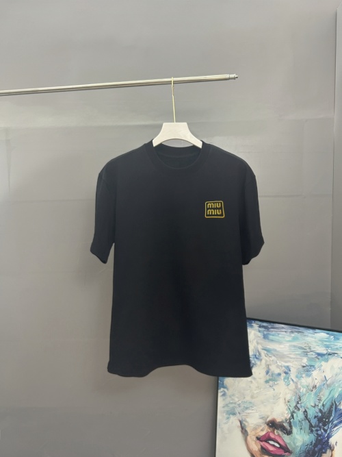 Miu Miu 2025 Embroidered Cotton T-Shirt Classic Crew Neck Short Sleeve 1 Miu Miu 2025 Embroidered Cotton T-Shirt Classic Crew Neck Short Sleeve