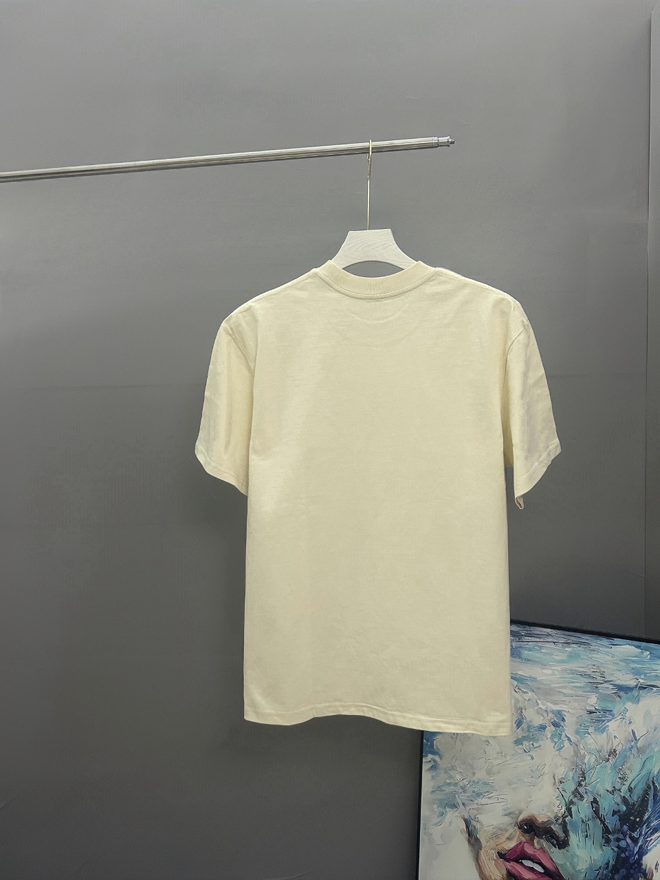 발렌티노 클래식 프린트 크루넥 반팔 티셔츠 87808 이미지 2