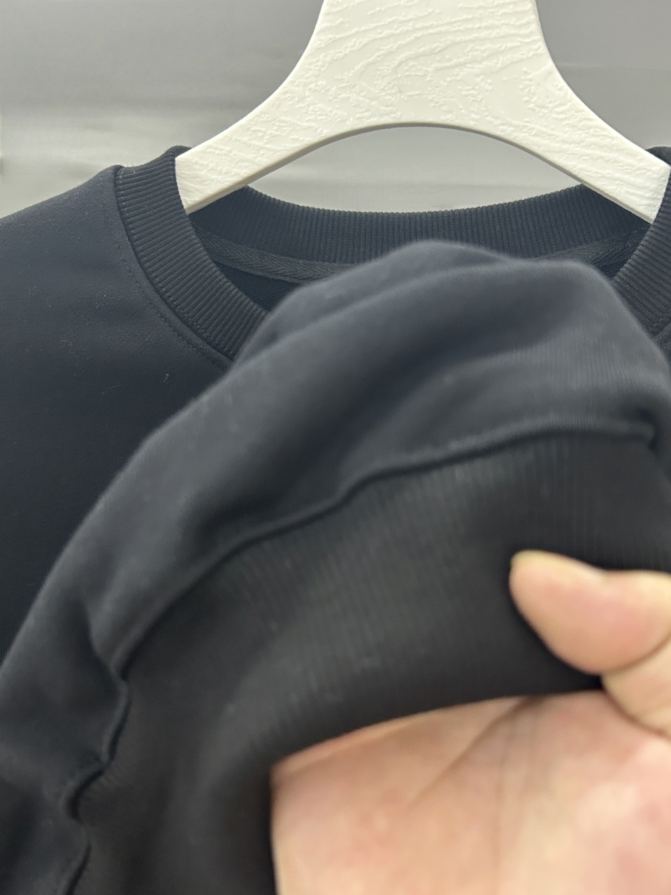 ARC`TERYX始祖鸟 厚板经典印花 2026秋冬季圆领卫衣长袖采用380G双股大卫衣 高版本，三标齐