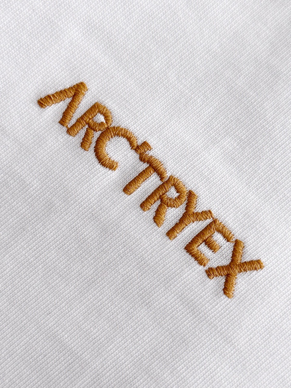 ARC`TERYX始祖鸟 刺绣款 2026秋冬季圆领卫衣长袖采用380G双股大卫衣 高版本，三标齐全！男