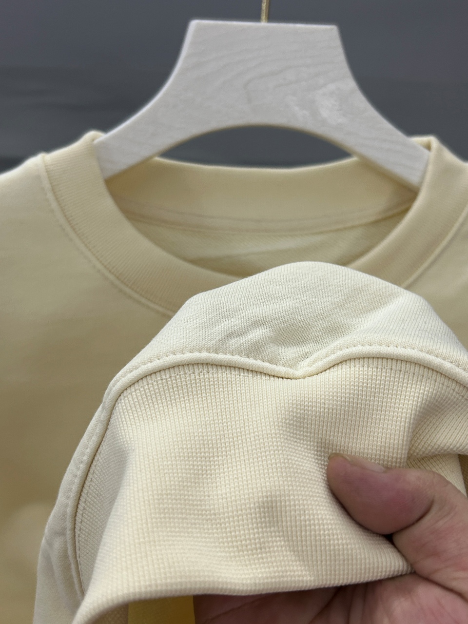 ARC`TERYX始祖鸟 厚板款 2026秋冬季圆领卫衣长袖采用380G双股大卫衣 高版本，三标齐全！男