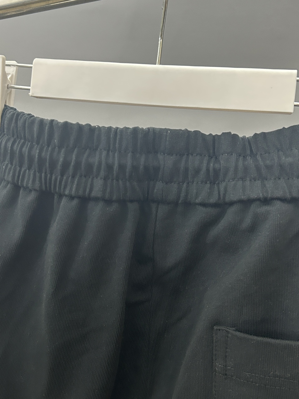 lululemon露露 刺绣款 2025秋冬新款松紧带直筒长裤 上身版型超赞 独家厚款定制面料休闲裤颜色