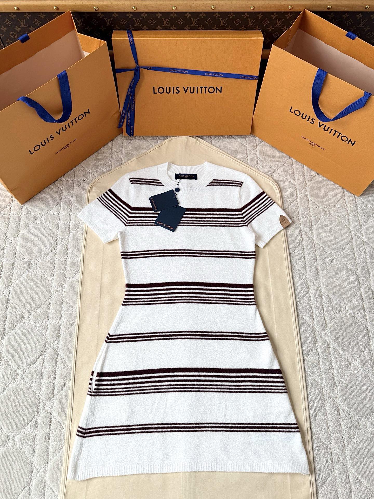 루이비통 여성 2025FW 스트라이프 원피스 레플리카 6601 Louis Vuitton Women Dress