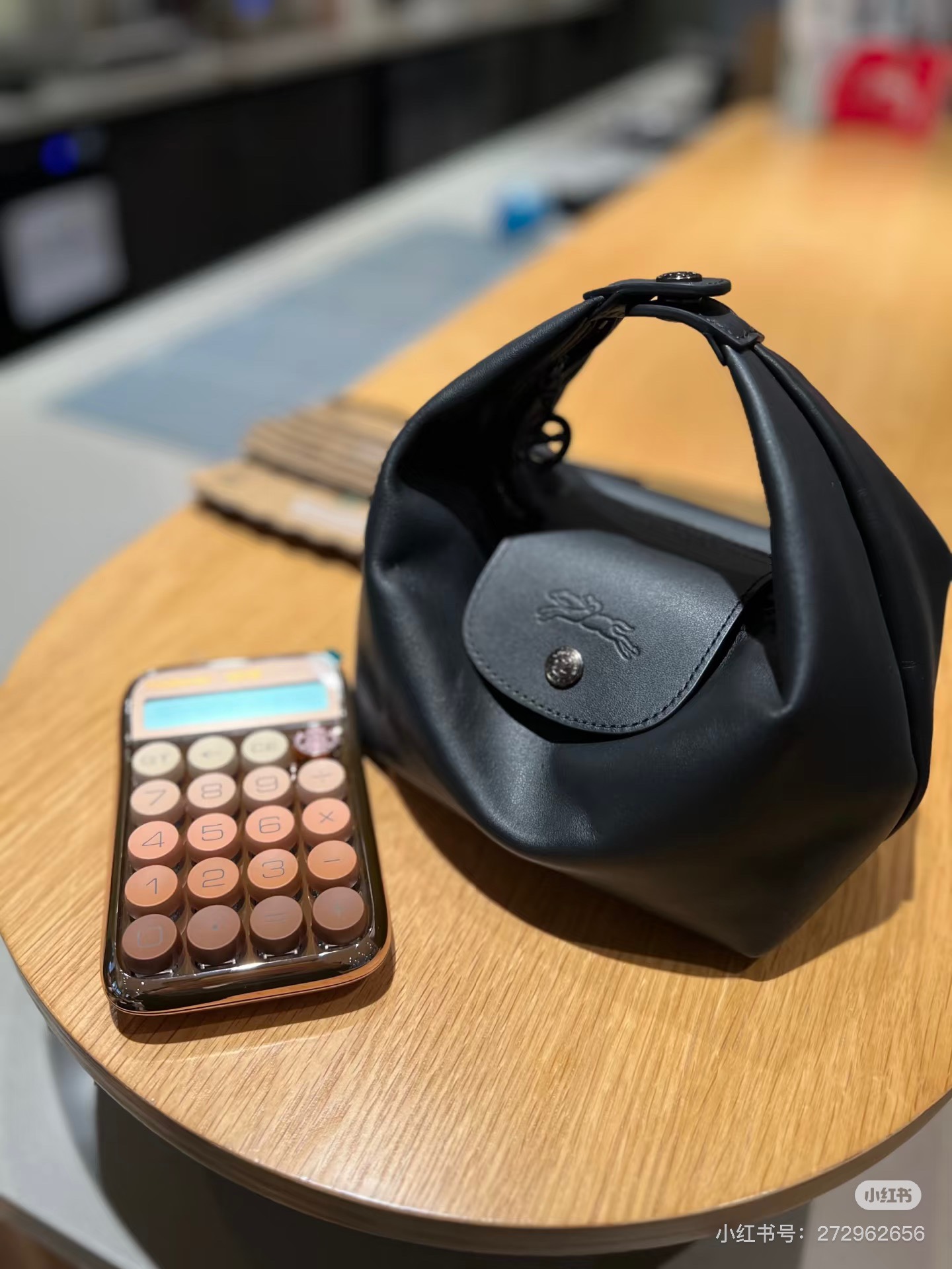 Longchamp Recommendations for popular items in counters