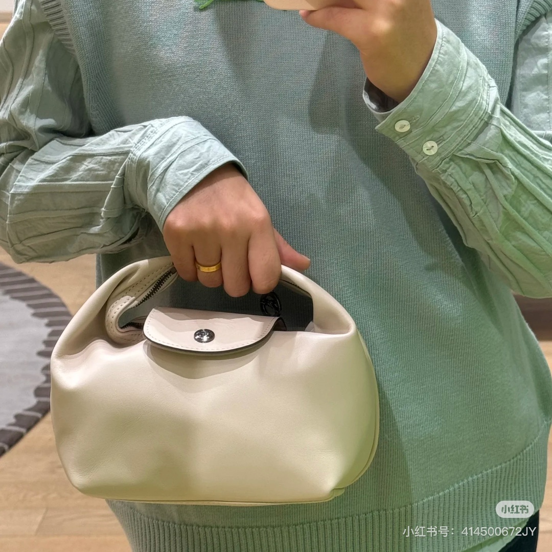 Longchamp It works great!