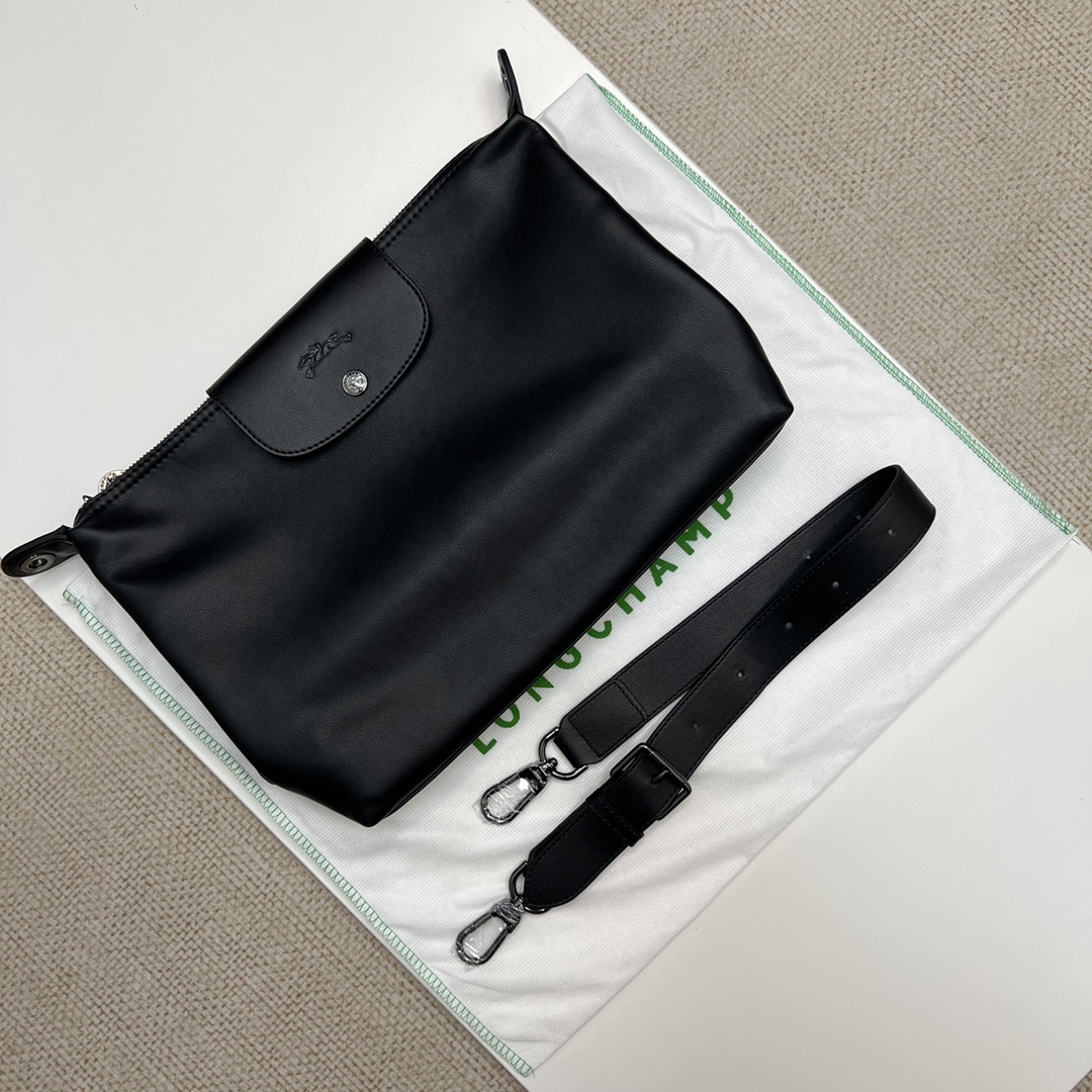 Longchamp black