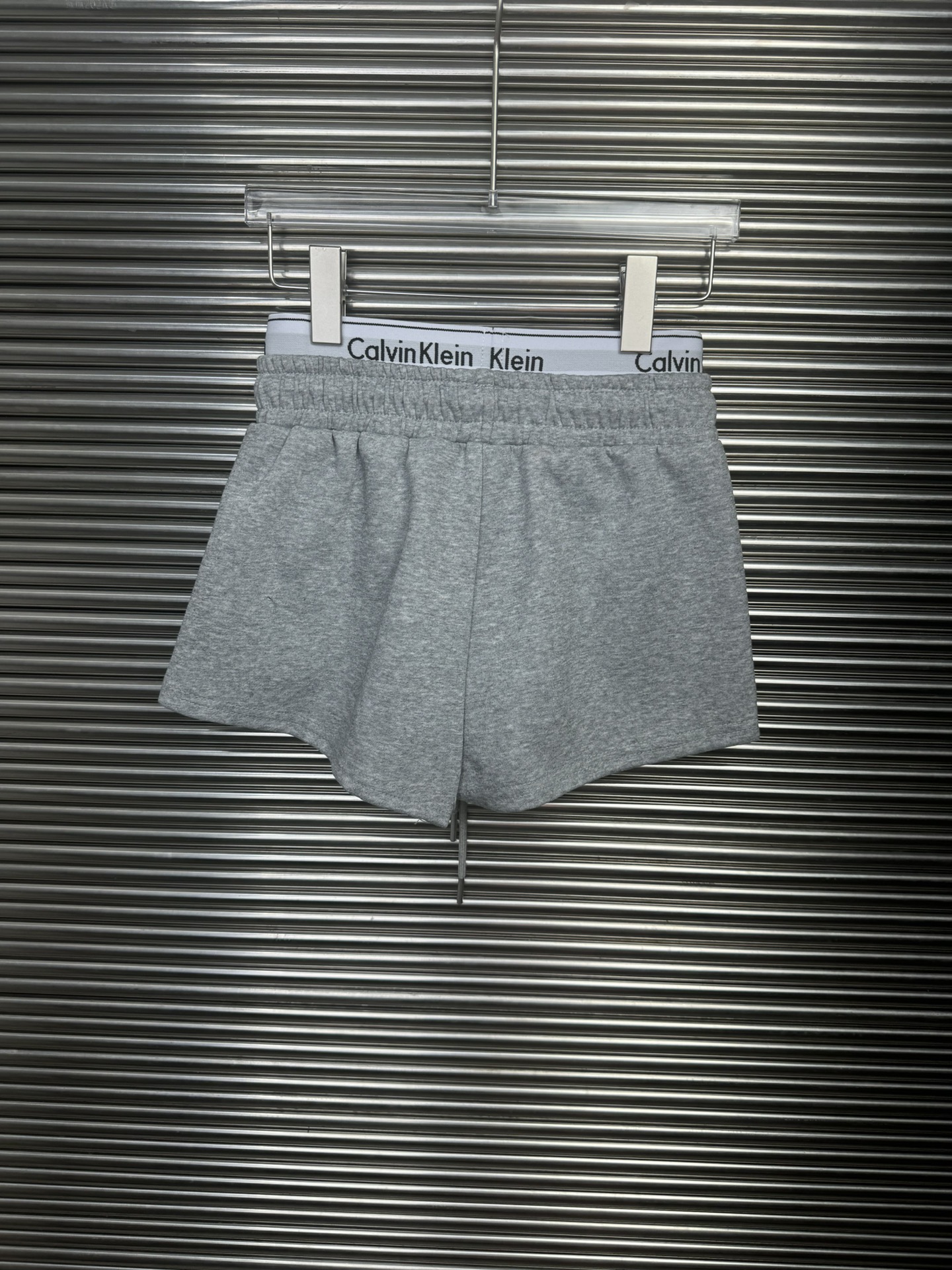 C.K. WEARING STYLISH AMERICAN SHORTS. COLOUR: BLACK GREY NUMBER: S M L SECTION NO. BA 818 - 图片 2
