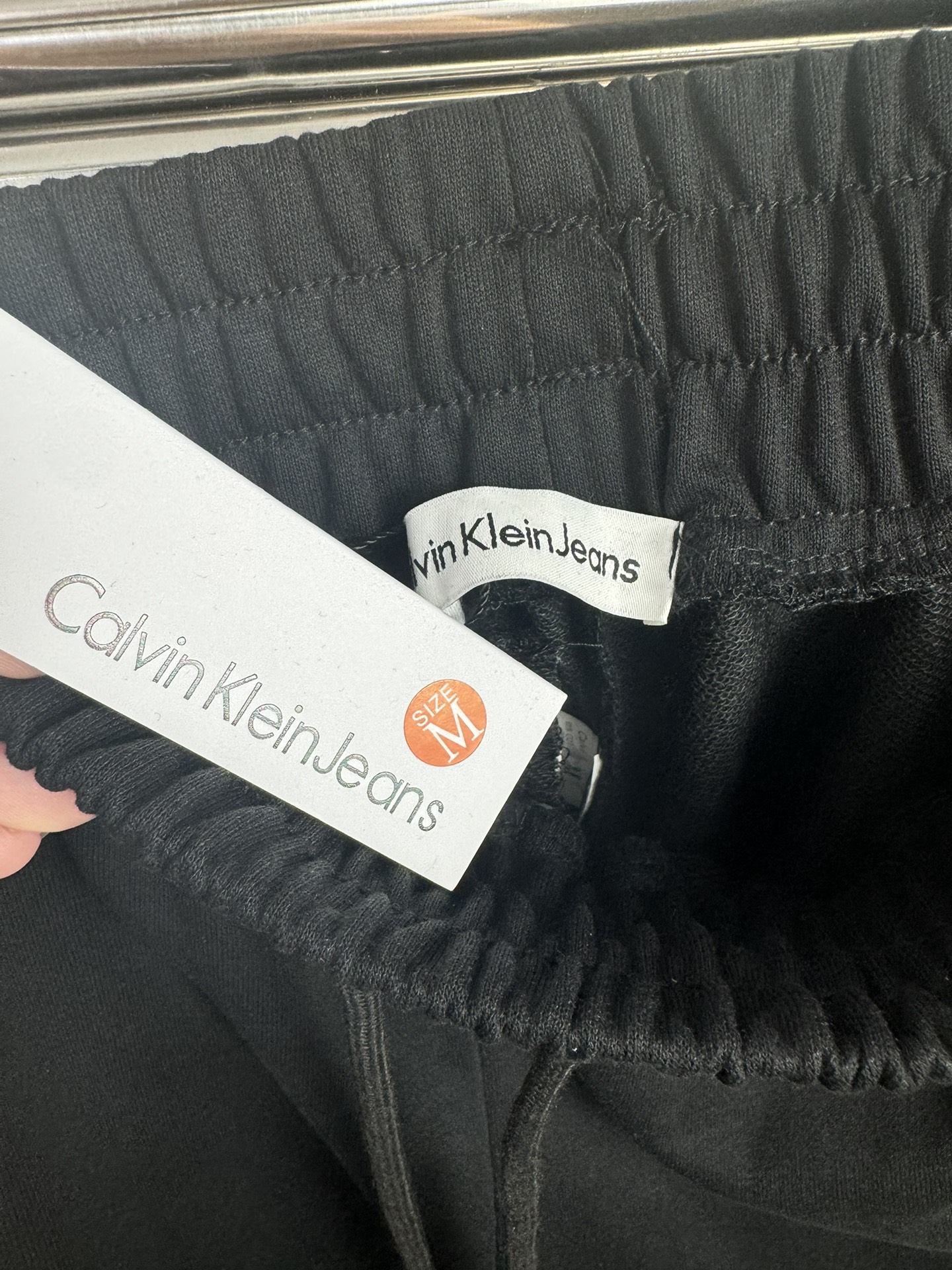 C.K. SNEAKING SHORTS FOR THE SUMMER. COLOUR: BLACK NUMBER: S M L SECTION NO. BA 821 - 图片 4