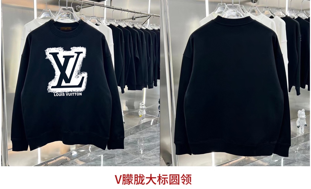 🛒购物价：41💰『广东特供服饰』需要加绒➕6元,品质端正毛圈质感无敌,原标吊牌,Louis Vuitton路易威登24ss使用进口白墨直喷印花工艺，图案清晰层次感强，手感爽滑透气性佳，上身轻松穿出潮流感，各年龄段人群都能轻松驾驭的百搭款。

OS落肩宽松版型包容各种身材，无论男女上身都超级好看，高水平做工，肩部下摆双针走线，通肩压条提升版型立体感

颜色:黑色  白色 藏蓝色 碳灰色 浅灰色 杏色