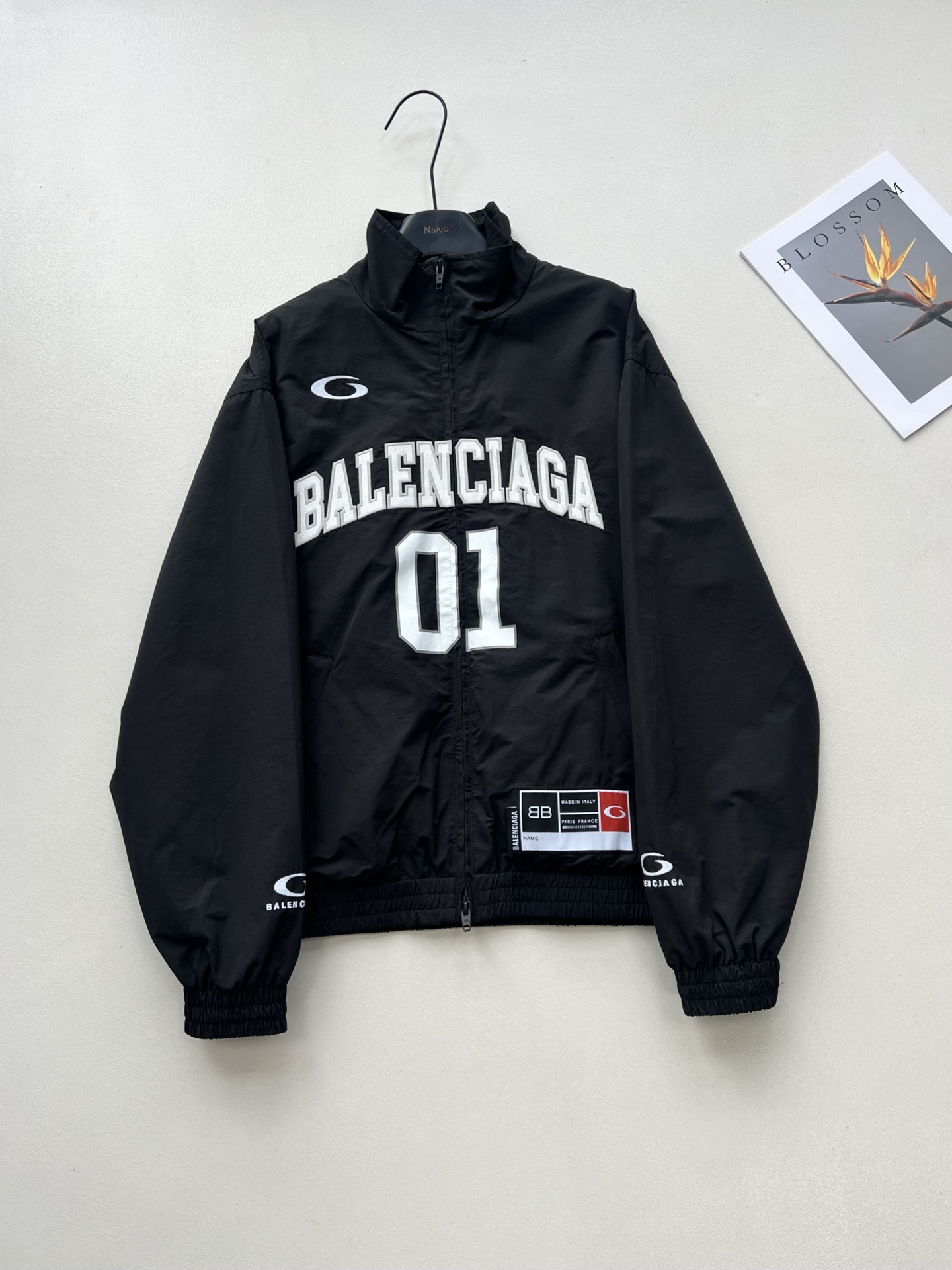 Balenciagaa Basketball Jacket Lightweight Windbreaker with Embroidered Details 2 i1739692652125 4524 0 0