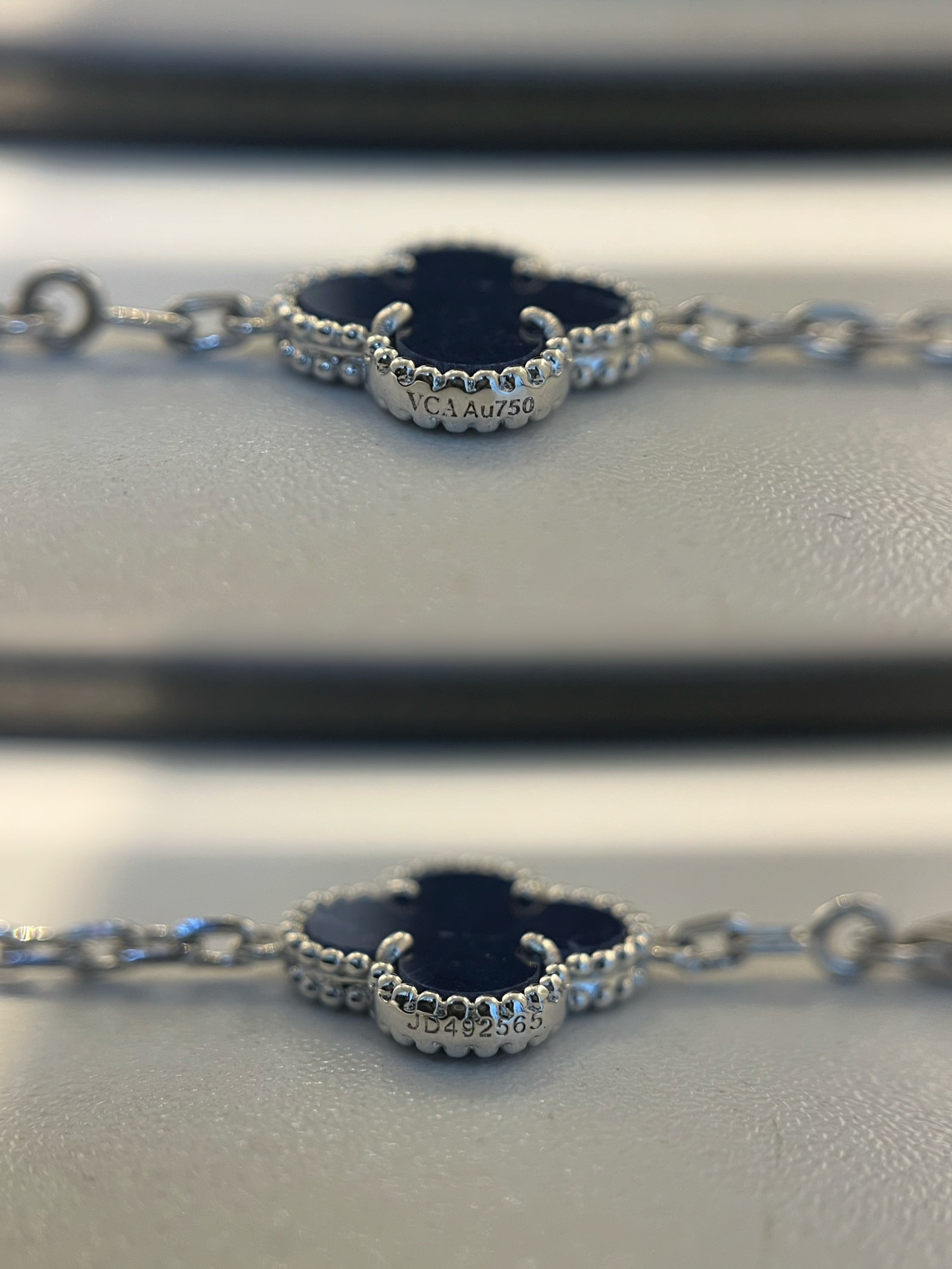 Van Cleef & Arpels vca 彼得石五花手链 白金色 对版cnc菱形扣