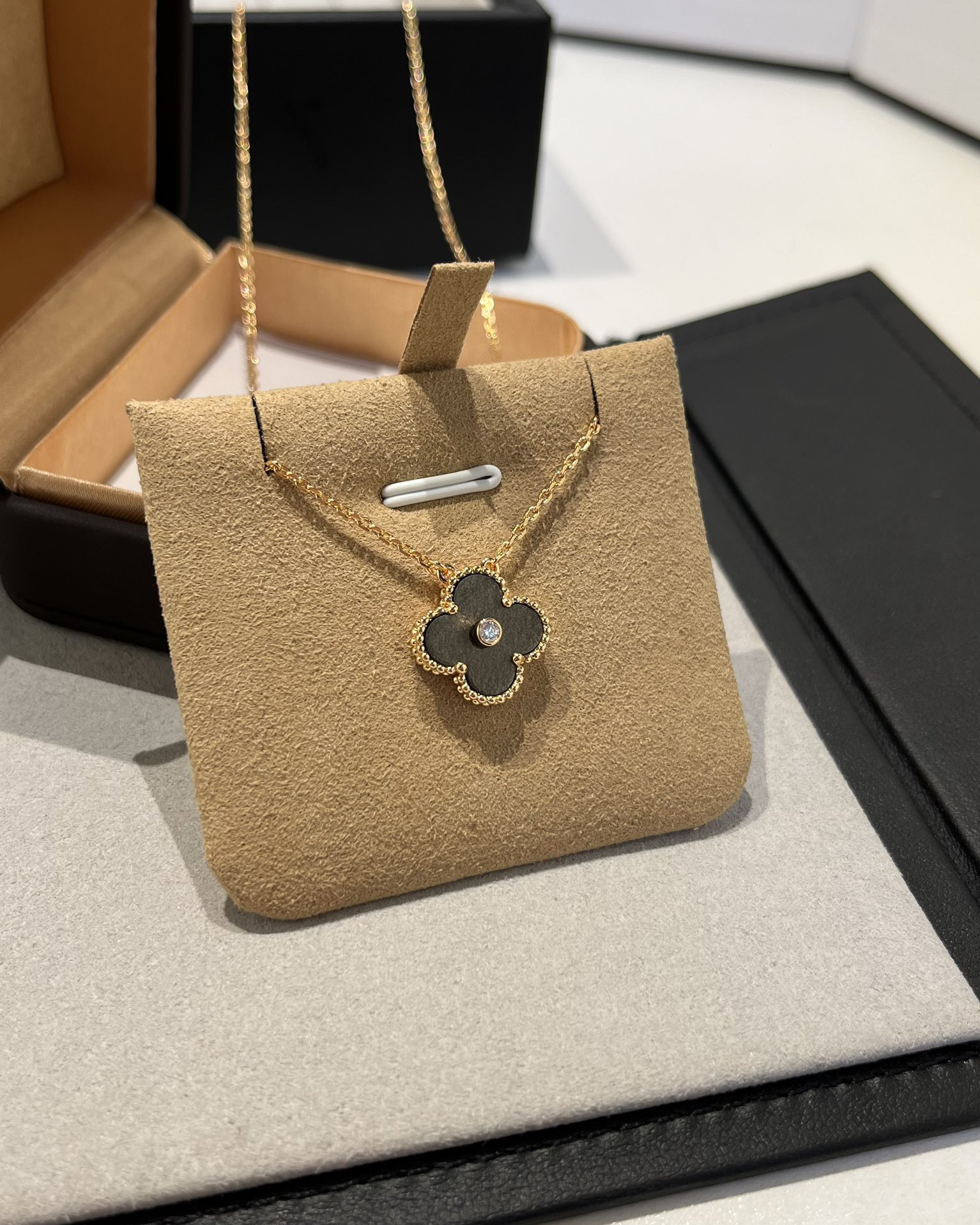 Van Cleef & Arpels vca 单花四叶草镶钻项链
