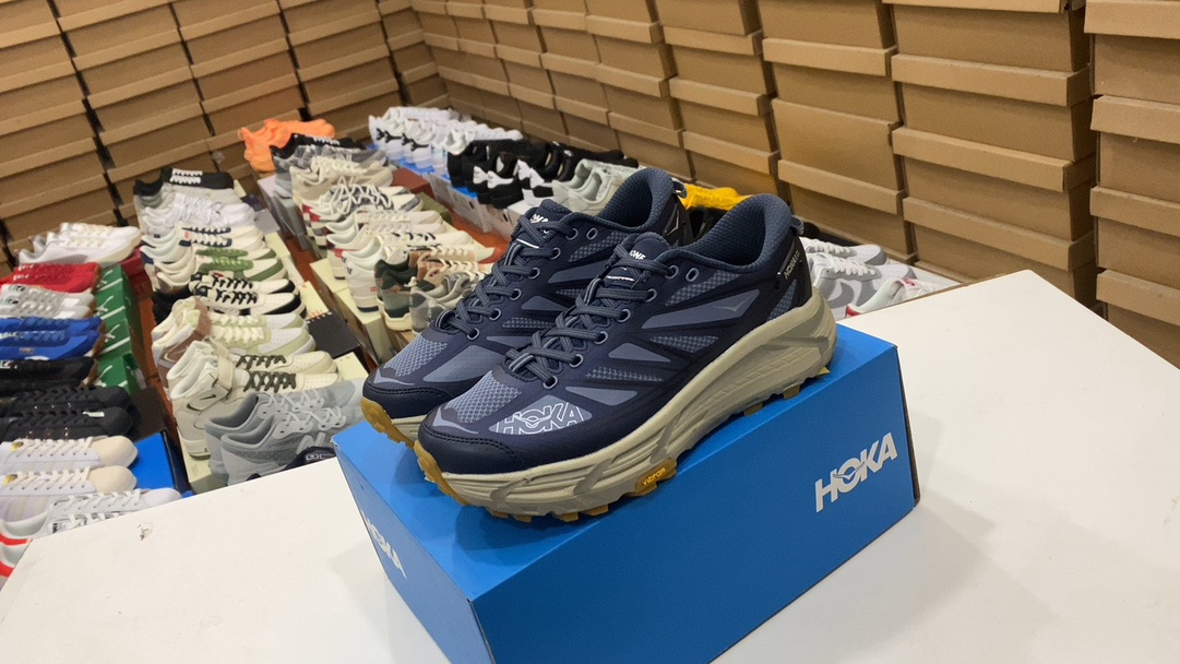 💰170 HOKA ONE ONE Skyline Float X series zapatillas de running de malla, transpirables, antideslizantes, ligeras y de suela gruesa Skyline, HOKA ONE ONE es claramente consciente de la necesidad de que los corredores tengan una longitud de zancada uniforme. En comparación con las zapatillas para correr convencionales, HOKA ONE utiliza una entresuela geométrica para correr, que permite que los pies se muevan de forma natural. Este tipo de suela es gruesa y muy resistente y tiene un buen tamaño: 36 37 38 39 40 41 42 43 44 45 #18312778873063.