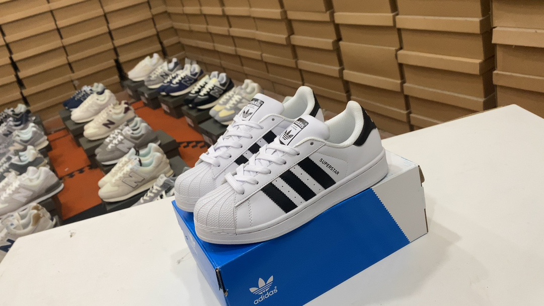 💰90  Adidas  Originals Superstar   35 36 36⅔ 37⅓ 38 38⅔ 39⅓ 40 40⅔ 41⅓ 42 42⅔ 43⅓ 44 45   AQ6278 #148