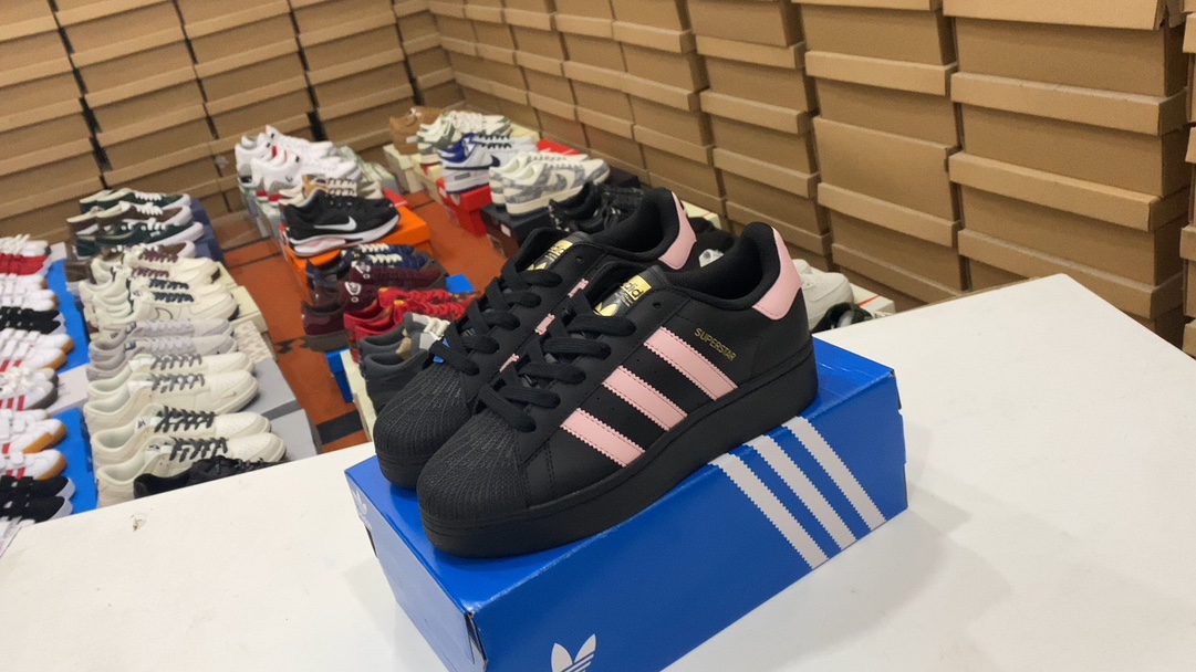 110 Adidas Adidas Tres de hierba de tres hojas de hojas Superstar XLG SHELL TALE SERIE Classic Varios Tamaño de la zapatilla casual Tamaño: 35 36 37 ⅓ 38 38 39⅓ 40 42 42⅔ 44 44 44