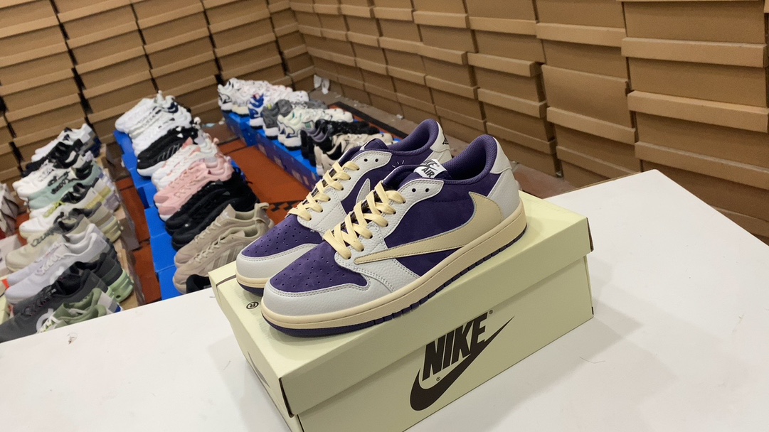 F190 Jordan Fragment X Travis Scott Air Jordan 1 Parque invertido de CO de tres partidos bajo está hecho de cuero Litchi completo, la cintura está combinada con «gancho invertido» blanco, y luego el logo icónico de Travis Scott está decorado. es el color principal, que mejora el estilo de diseño blanco, azul y negro con diseño de fragmentos. Tamaño: 36 36.5 37.5 38 38.5 39 40 40 42 42.5 43 44 45 46 Número de artículo: CQ4277 117#14012598443004