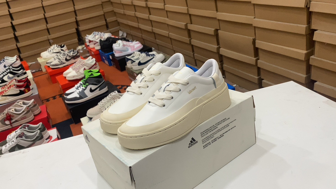 💰150 Adidas Adidas Labcourt versátil Producto único Pure Adidas Labcourt Versátil Versátil, relajado y cómodo, resistente al desgaste y transpirable, zapatos bajos, del mismo tamaño para hombres y mujeres: 35.5 36 36⅔ 37⅓ 38 38⅔ 39⅓ 40 40⅔ 41⅓ 42 42⅔ 43⅓ 44 45 Artículo no.: IF1708# 27647335234023