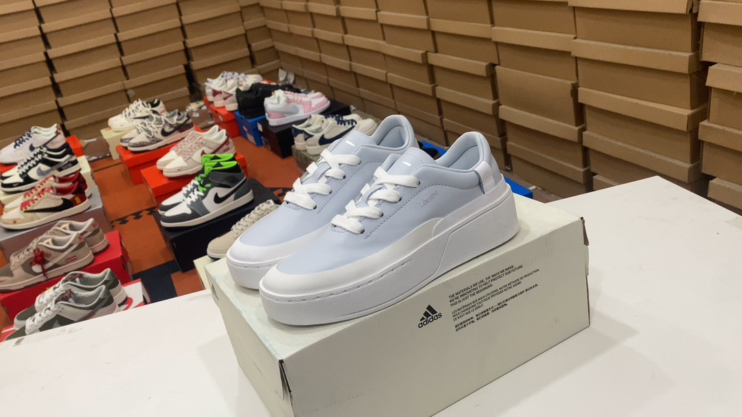 💰150 Adidas Adidas Labcourt versátil Producto único Pure Adidas Adidas Labcourt Versátil Versátil, relajado y cómodo, resistente al desgaste y transpirable, zapatos bajos, del mismo tamaño para hombres y mujeres: 35.5 36 36⅔ 37⅓ 38 38⅔ 39⅓ 40 40⅔ 41⅓ 42 42⅔ 43⅓ 44 45 Artículo no.: IF1710# 27647335234023