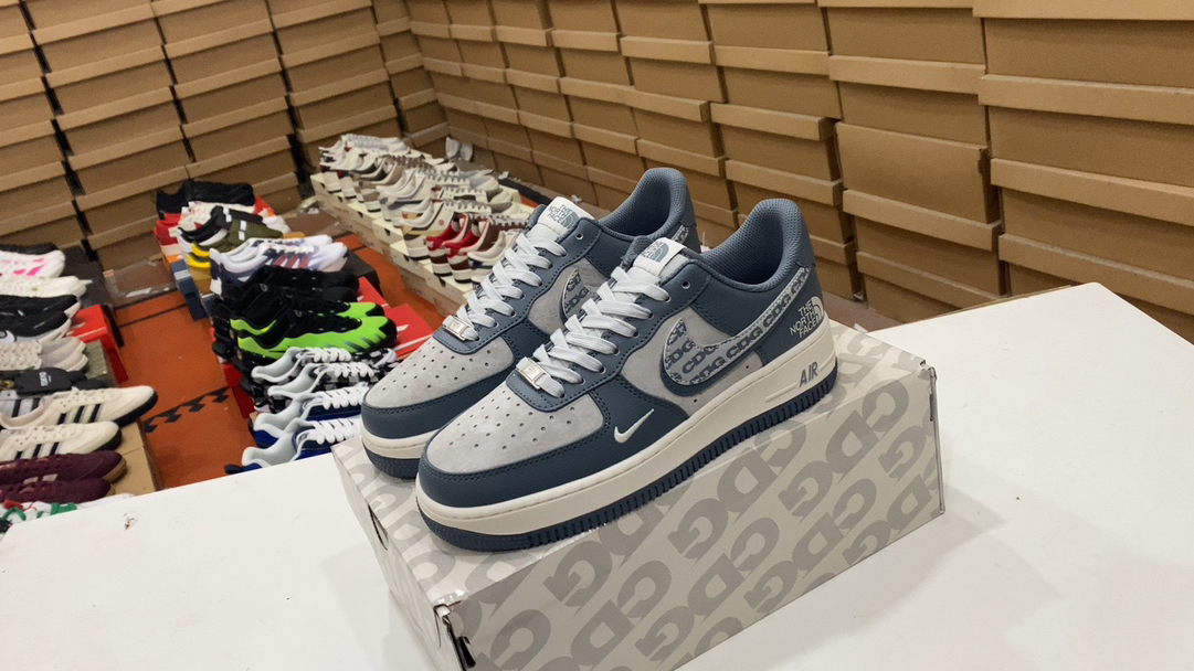 💰240 Nike Air Force 1’07 Air Force One Blow Top Versatilil Casual Sports Shoes. La amortiguación suave y elástica y el excelente diseño de entresuela, que combina la apariencia retro y moderna, crea Force 1, que ha sido popular en todo el mundo durante más de 30 años. Artículo No. BD007-555 #13832538233005