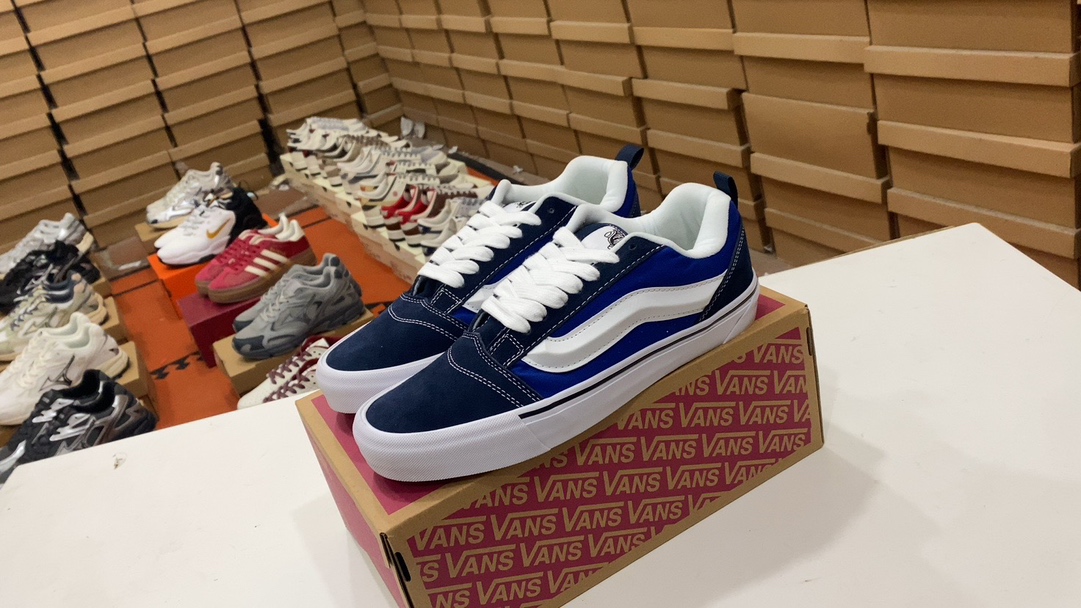 💰1ms furgonetas Knu-Skool VR3 LX Zapatos de pan de cuero Upper. La serie Kanpur Julian sean de baja tope retro zapatos deportivos vulcanizados «Logotipo de la versión gorda» para decir que definitivamente vale la pena mencionar uno de los tipos de calzado más populares en 2023. 36.5 37 38 38.5 39 40 40.5 41 42 42.5 43 44 #26037535234022