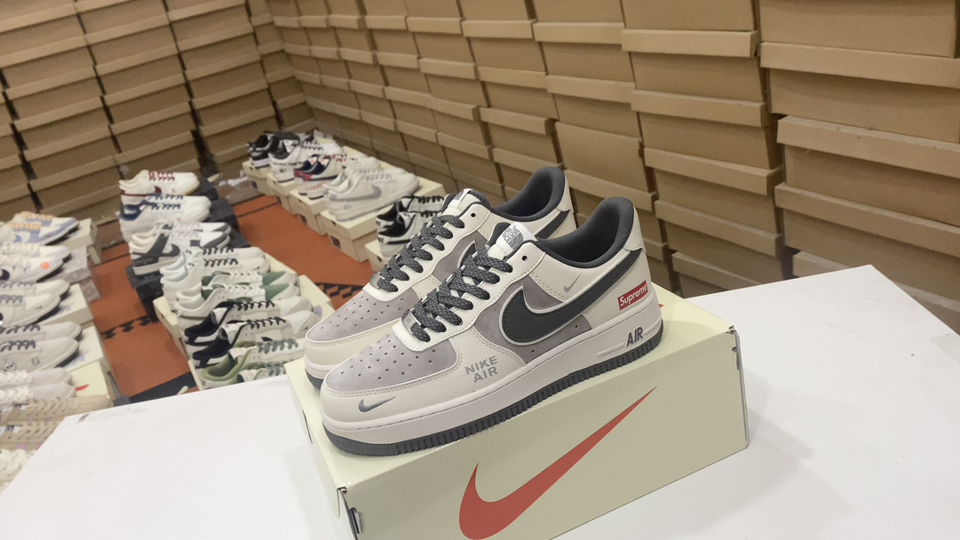 💰240 Nike Air Force 1’07 Air Force One Blow Top Versatilil Casual Sports Shoes. La amortiguación suave y elástica y el excelente diseño de entresuela, que combina la apariencia retro y moderna, crea Force 1, que ha sido popular en todo el mundo durante más de 30 años. Artículo no.: DM6868-056 #13842438233005