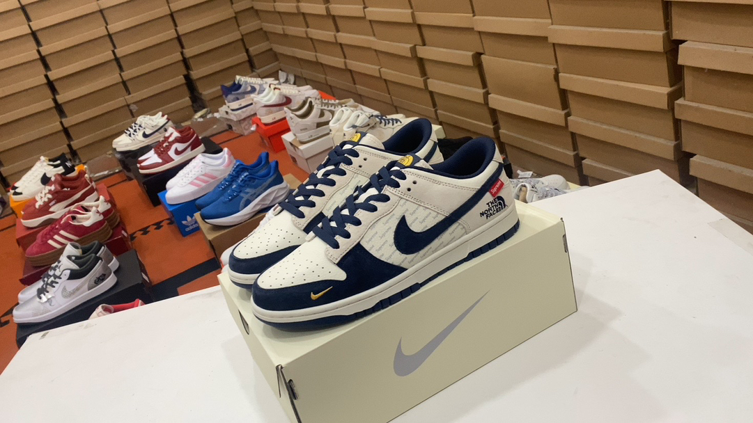 💰290 Nike Nike Dunk Low Slam Serie Dunk Sports Sports Skateboard Skateboard con un colchón de aire Zoomair suave y absorbe efectivamente el impacto traído por deportes extremos, como patinetas y otros deportes extremos. 37.5 38 38.5 39 40 40.5 41 42 42.5 43 44 45 Artículo no.: DJ2024-117#14352938233006