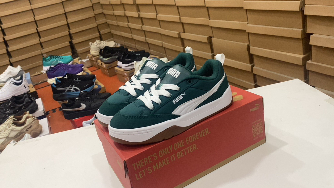 💰110 Puma Puma Park Estilo de vida OG Low Top Rihanna CO SAPOS DE PELO COMANA HOMBRES RETRO TAMAÑO DE TORMA CORRUAL RETRO 36 37 37.5 38 38.5 39 40 40.5 41 42 42.5 43 44 45 Artículo No. 397262-04#17457935234042