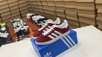 💰110 Adidas Originals Gazelle 85 Clover Casual anti-deslizamiento de zapatos bajos resistentes al desgaste Excelente diseño y plástico, ajuste excepcional, ajuste de talón estable, diseño de curva de pie, elástico suave y cómodo, no fácil de moler los pies, la suela de goma y el anti anti -Slip Texture Diseño, tamaño de agarre liso 36 36⅔ 37⅓ 38 38⅔ 39⅓ 40 40⅔ 41⅓ 42 42⅔ 43⅓ 44 45 Artículo No. B41645#14087845454042