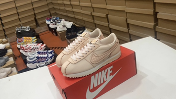 💰130 Nike Cortez Nike Nike Classic Lightweight and Comfort Gump Shoes Running Shoes Sports Sports Spirit Pure y persistente Haga que Cortez sea plantado en los corazones de una generación, ya sea que les guste o no. 42.5 43 44 45 Artículo No. FN7665-838 #17407145454082