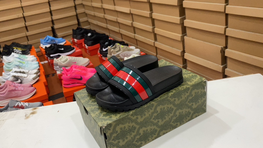 Gucci 5D Embossed Slides - Summer Fashion Trend, Comfortable & Durable 1 Gucci 5D Embossed Slides - Summer Fashion Trend, Comfortable & Durable