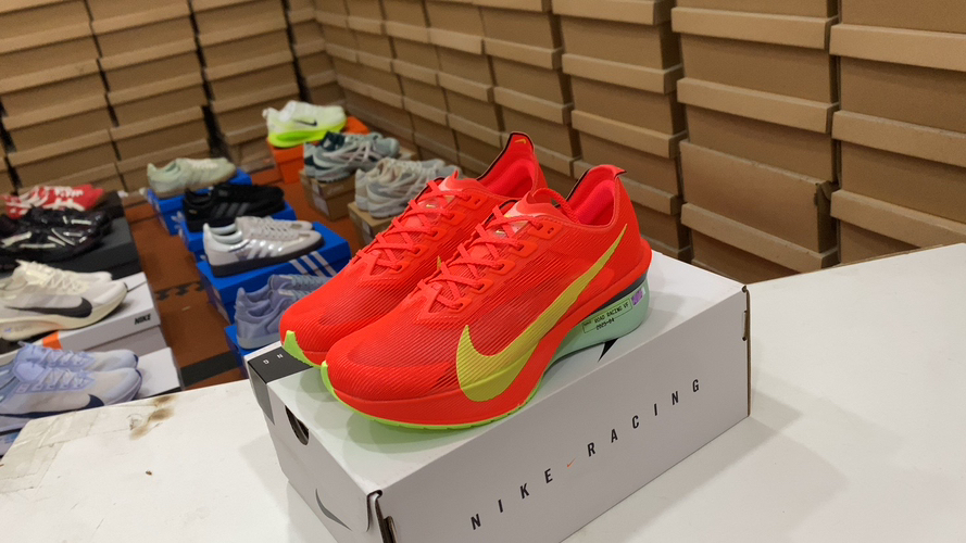 Nike ZoomX Vaporfly NEXT% 4 : Chaussures de running légères et performantes