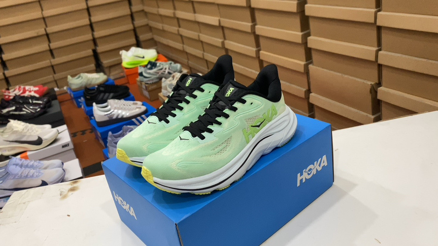 Hoka One One Bondi B3LS Low-Top Professional Off-Road Running Shoes 1 Hoka One One Bondi B3LS Low-Top Professional Off-Road Running Shoes