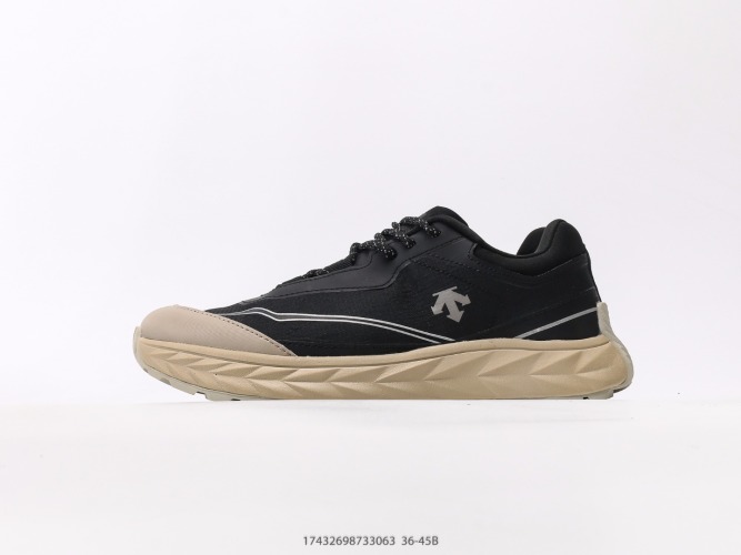 Descente Traxis Urban Outdoor Sneakers - Lightweight & Comfortable Shoes 1 Descente Traxis Urban Outdoor Sneakers - Lightweight & Comfortable Shoes