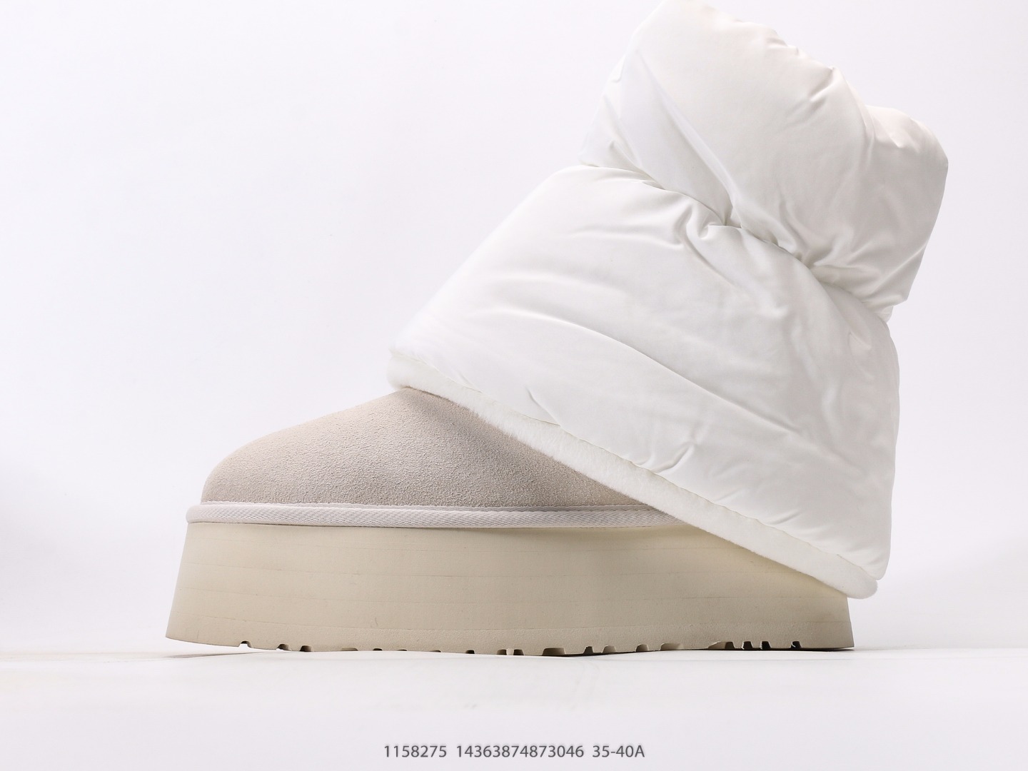 💰330  
UGG Tazz民族风厚底女款 小红书爆款 广州外贸大厂生产 鞋头到鞋垫真羊皮毛一体 独立外盒包装 芯片 带防水工艺 区别市面任何版本 独立原版开发大底 羊绒鞋垫 冬季保暖外出 家居都是很适合的选择 进年uug推出款式系列 局部偏向年轻消费者喜好 也走到时尚潮流穿搭的前沿 鞋身材质 防泼水涂层翻毛皮鞋面 17毫米UGGPURE™植入式羊毛内底 轻便防滑舒适橡胶外底 带有品牌LOGO商标 带全套包装 
尺码：35 36 37 38 39 40  
货号：1158275#14363874873046