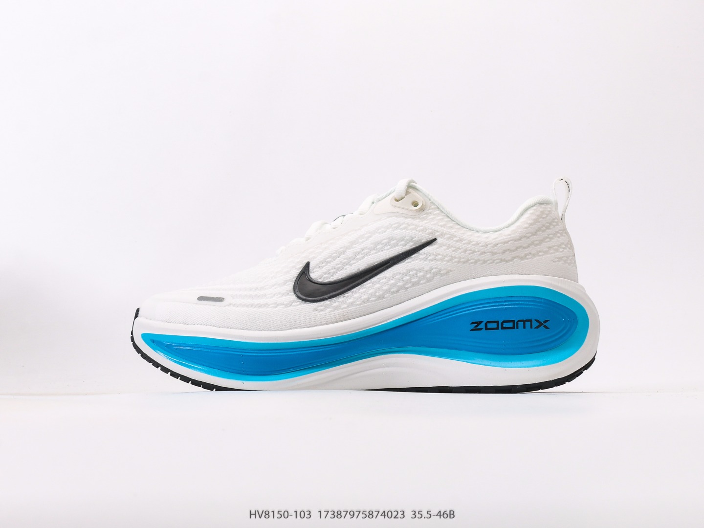 💰170
耐克Nike VOMERO Plus RUN耐克 舒适减震防滑 低帮跑步鞋全掌ReactX泡绵中底 前掌和后跟还配备了Air Zoom气垫单元 据说跑起来更快更舒适哦 这次最大的升级点 首次引入了ReactX泡绵
尺码:35.5 36 36.5 37 37.5 38 38.5 39 40 40.5 41 42 42.5 43 44 44.5 45 46
货号:HV8150 103#17387975874023