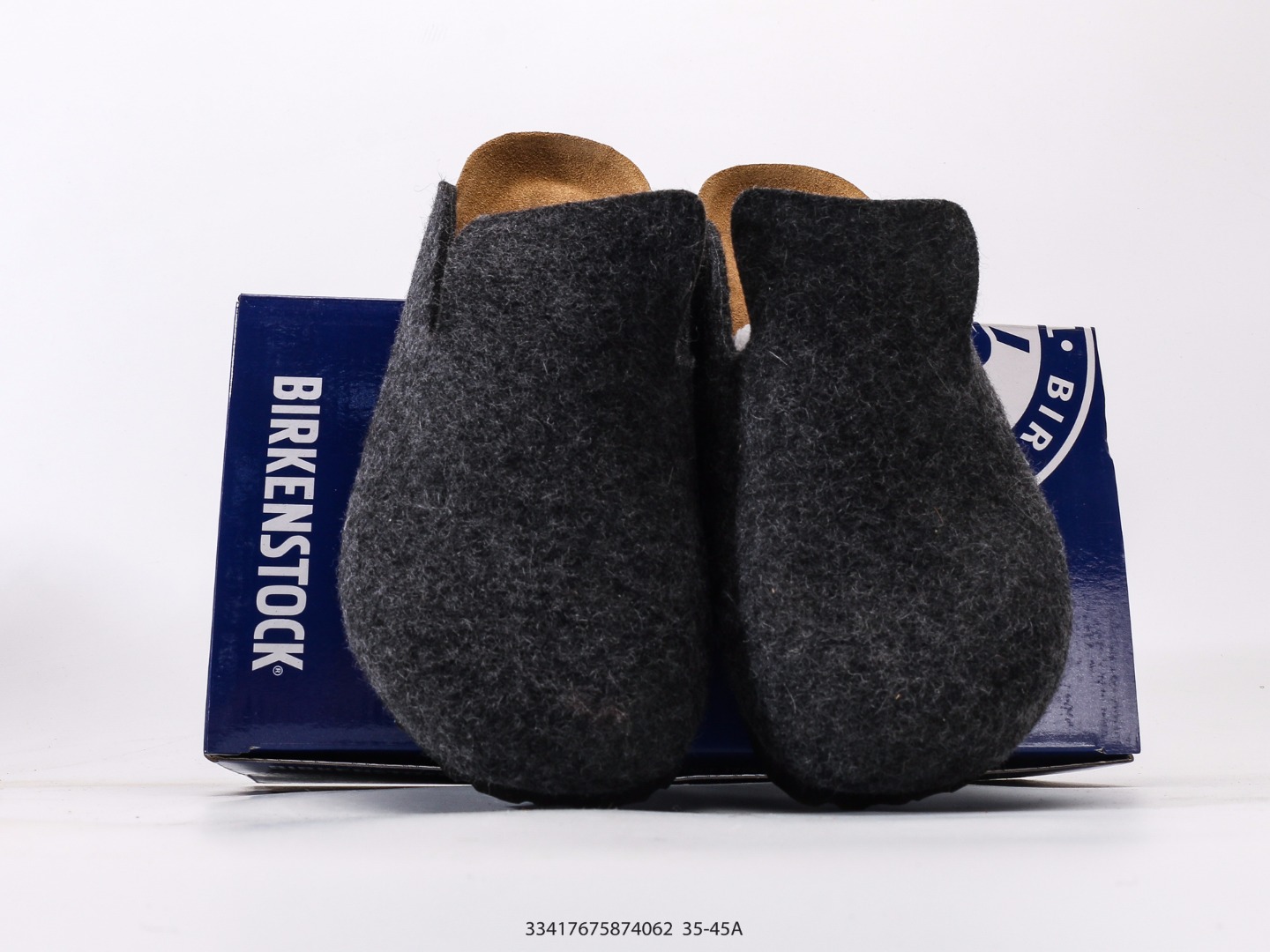 博肯Birkenstock 勃肯#采用质地柔软牛皮绒面材质#中底搭载缓震软木橡胶 其特有的鞋床设计,贴合脚面穿着舒适 Birkenstock Milano中性软木鞋底经典款式,非常好搭,鞋底结实耐磨,适合夏天 #33417675874062