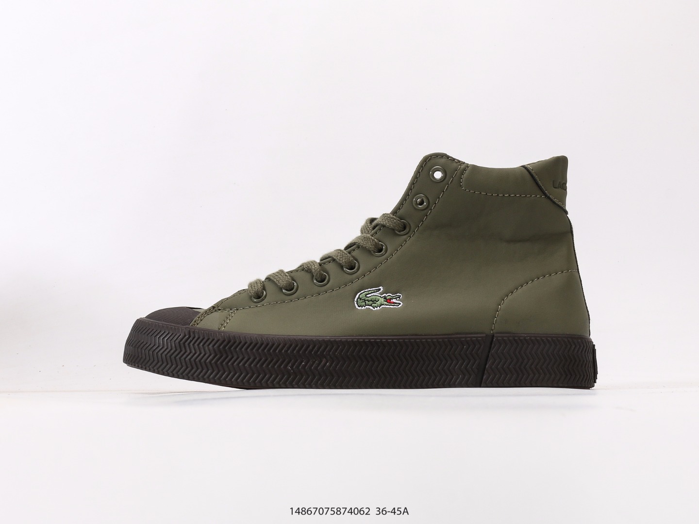 💰140  
法国鳄鱼LACOSTE Gripshot 百搭舒适 高帮防滑板鞋
尺码：36 37 38 39 40 41 42 43 44 45
#14867075874062