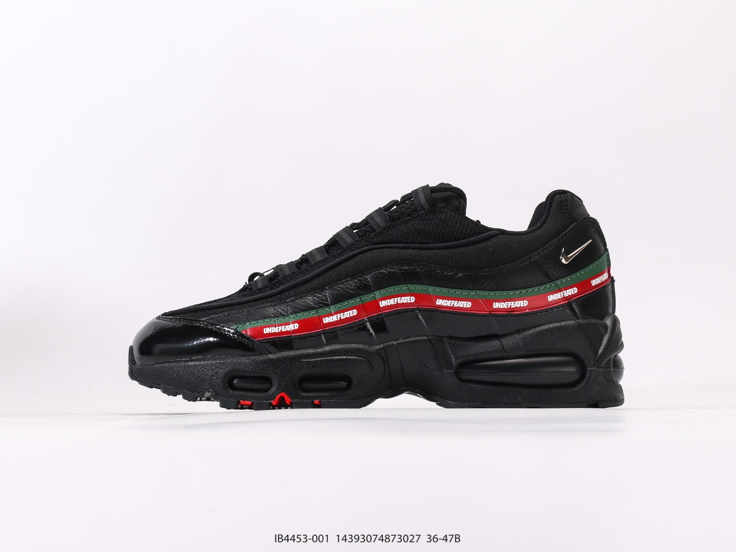 💰370  
耐克UNDEFEATED x  NK Air Max 95  Black  五道杠联名款低帮休闲运动鞋
尺码： 36 36.5 37.5 38 38.5 39 40 40.5 41 42 42.5 43 44 45 46 47
货号： IB4453-001#14393074873027