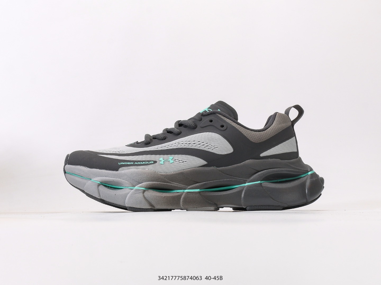 💰190
安德玛Under Armour UA Loadout Trek 安德玛 保暖防滑 户外越野防水功能鞋鞋款利用机能 户外 复古元素将都市型格与户外机能无缝结合 既能自由穿梭于城市的钢筋水泥之间 也能轻松演绎山系潮流搭配 全粒面皮革结合模压鞋口 提升持久耐穿度 直至鞋头的鞋带设计 舒适灵活的调节
尺码:40 41 42 43 44 45
#34217775874063