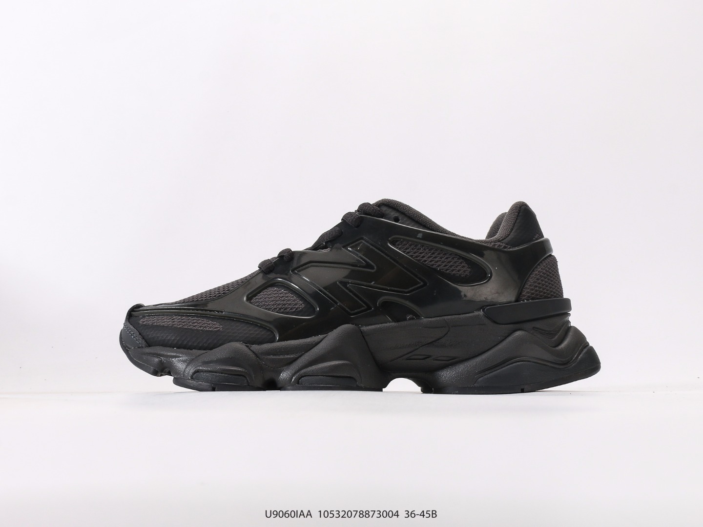 💰210
新百伦New Balance 9060系列 新百伦 复古休闲运动慢跑鞋 鞋面大身由空间双格及磨砂鞋面拼接而生 采用大面积网眼以及麂皮材质覆盖鞋身 还原经典气质 搭载ABZORB避震科技 由泡沫聚酯制成 上脚可以有效减少由鞋底反弹对身体及双腿的冲击力
尺码:36 37 37.5 38 38.5 39.5 40 40.5 41.5 42 42.5 43 44 45
货号:U9060IAA#10532078873004