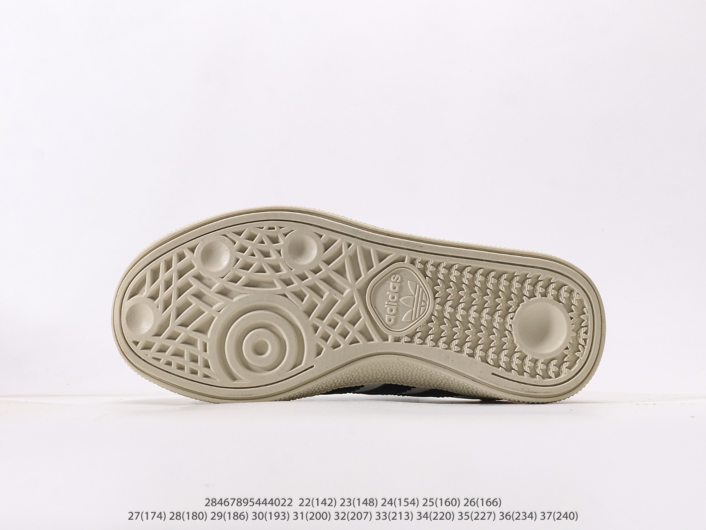 图片[4]-AD德训三代儿童休闲鞋22-37码 优质的面料，质感满分💯橡胶耐磨防滑大底，脚感超赞👍🏻额外附赠一对鞋带扣，穿脱更加方便✌🏻.-选品中心