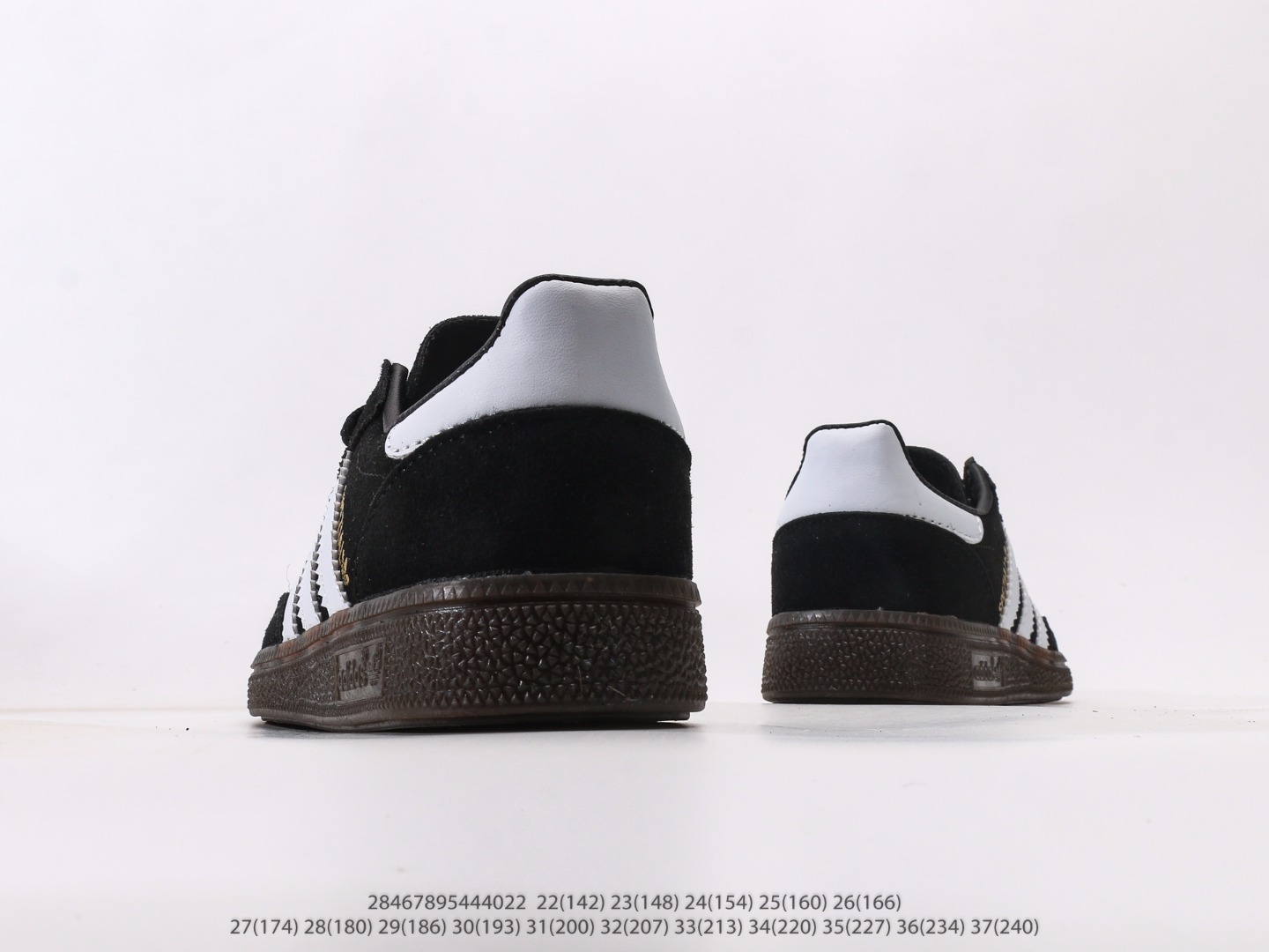 图片[6]-AD德训三代儿童休闲鞋22-37码 优质的面料，质感满分💯橡胶耐磨防滑大底，脚感超赞👍🏻额外附赠一对鞋带扣，穿脱更加方便✌🏻.-选品中心