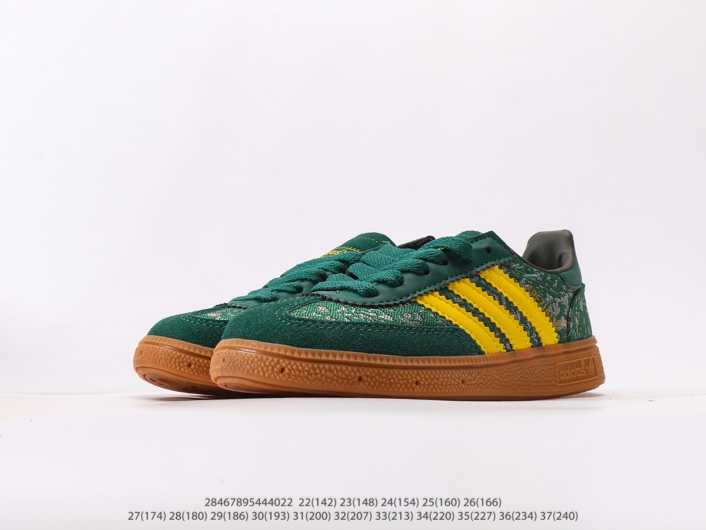 图片[5]-AD德训三代儿童休闲鞋22-37码 优质的面料，质感满分💯橡胶耐磨防滑大底，脚感超赞👍🏻额外附赠一对鞋带扣，穿脱更加方便✌🏻.-选品中心