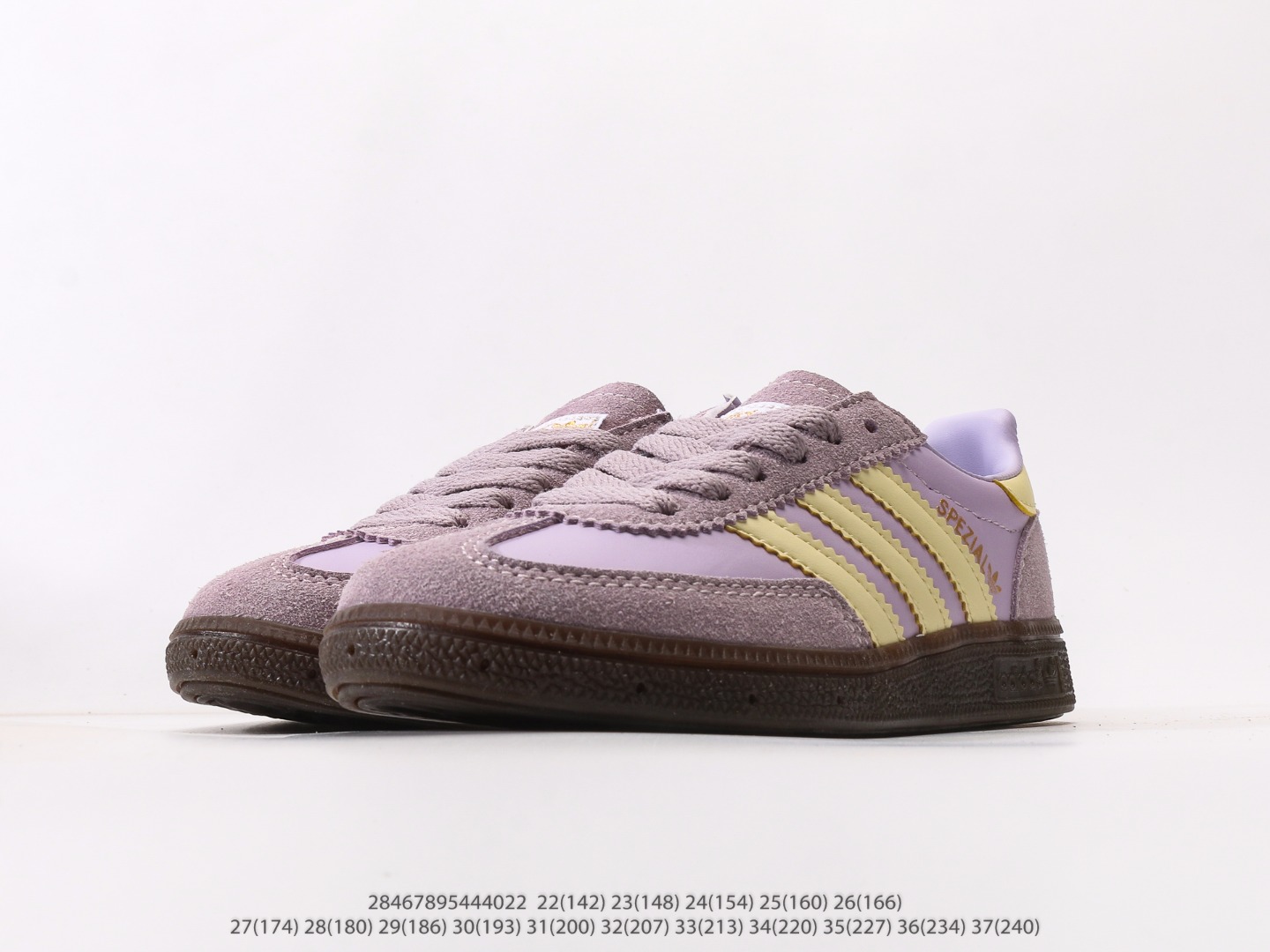 图片[5]-AD德训三代儿童休闲鞋22-37码 优质的面料，质感满分💯橡胶耐磨防滑大底，脚感超赞👍🏻额外附赠一对鞋带扣，穿脱更加方便✌🏻.-选品中心