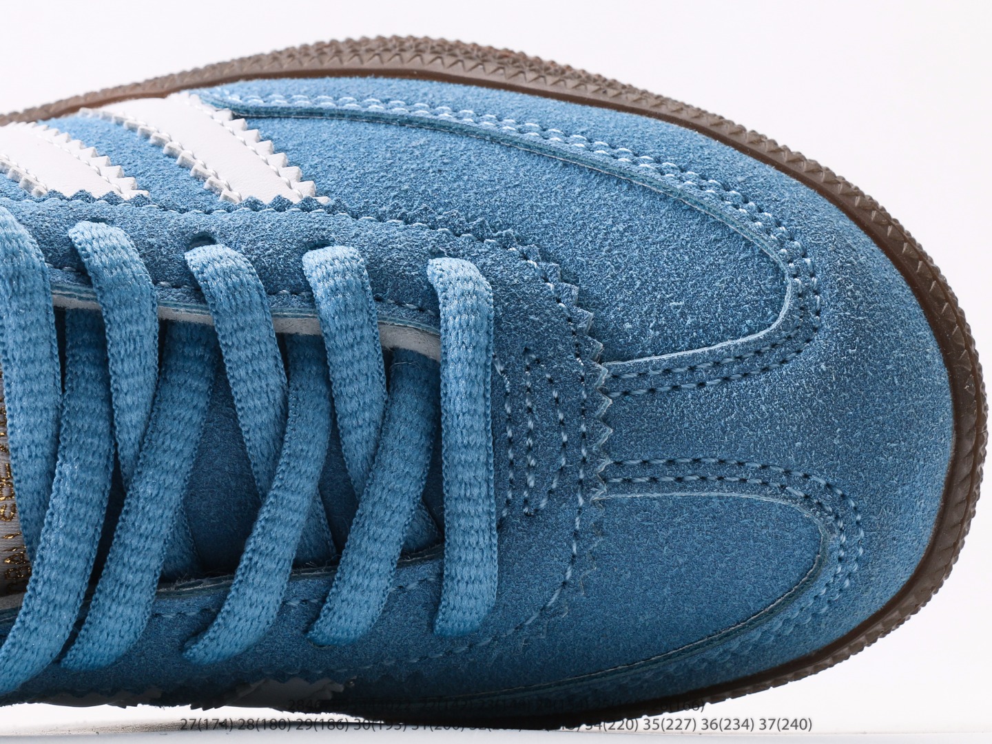 图片[8]-AD德训三代儿童休闲鞋22-37码 优质的面料，质感满分💯橡胶耐磨防滑大底，脚感超赞👍🏻额外附赠一对鞋带扣，穿脱更加方便✌🏻.-选品中心