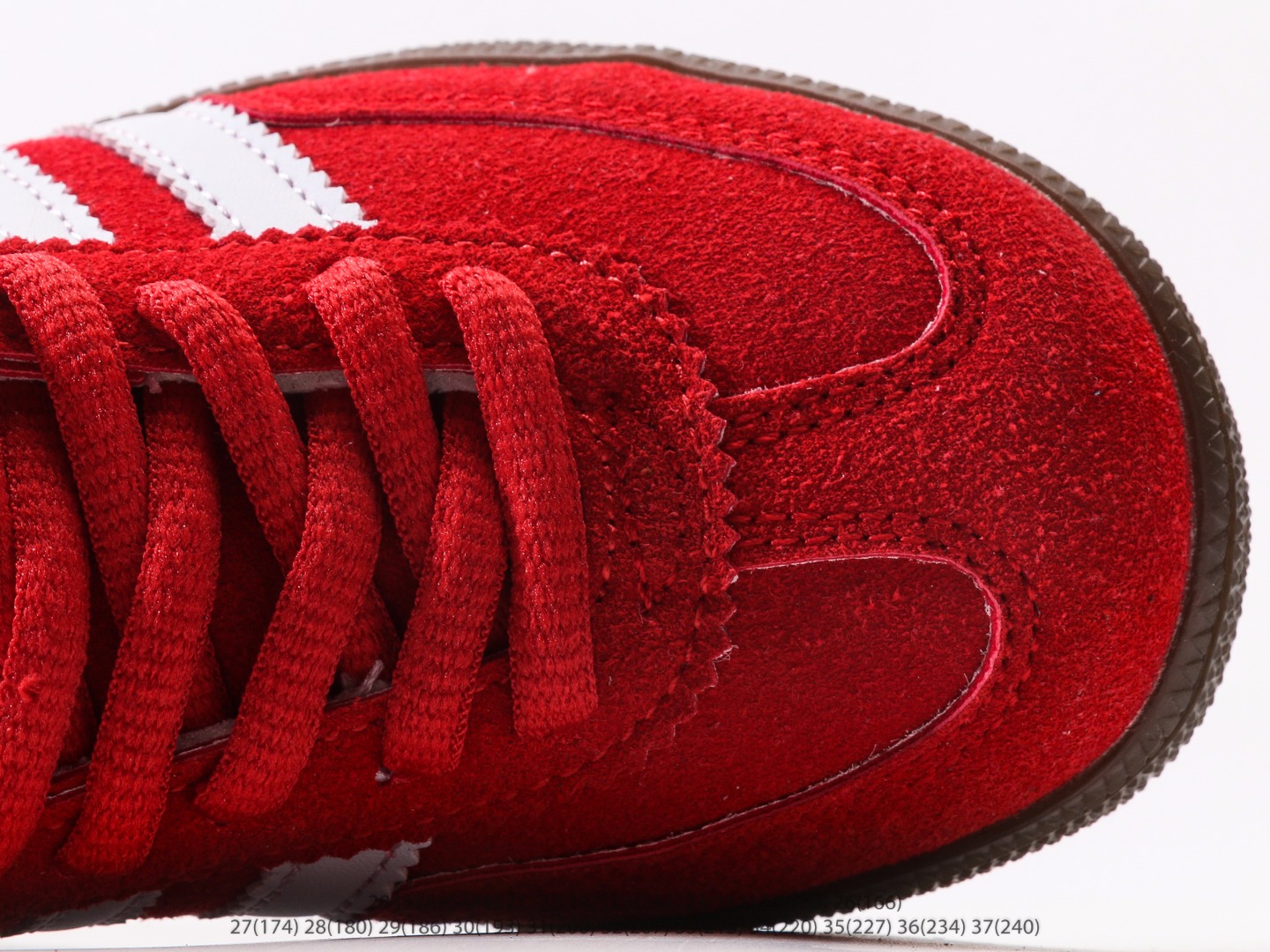 图片[8]-AD德训三代儿童休闲鞋22-37码 优质的面料，质感满分💯橡胶耐磨防滑大底，脚感超赞👍🏻额外附赠一对鞋带扣，穿脱更加方便✌🏻.-选品中心